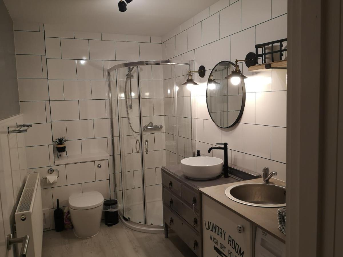 Great Glen Way Canal Side Apartment Inverness Bagian luar foto
